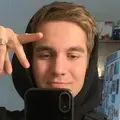 Я Егор, 20, из Серова, ищу знакомство для открытые отношения