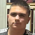 Я Ярослав, 19, знакомлюсь для открытые отношения в Москве