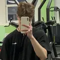 Я Михаил, 19, знакомлюсь без обязательств в Москве