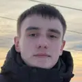 Я Дмитрий, 18, из Барнаула, ищу знакомство для общения