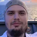 Я Михаил, 27, из Владивостока, ищу знакомства без обязательств
