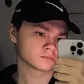 Я Арсений, 22, из Москвы, ищу знакомство для постоянных отношений
