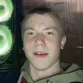 Я Арсений, 19, знакомлюсь без обязательств в Советске