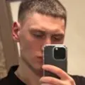 Я Юра, 21, из Хабаровска, ищу знакомство для постоянных отношений