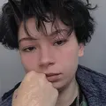 Я Кира, 21, из Владимира, ищу знакомство для общения