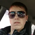 Андрей из Большого Камня, мне 35, познакомлюсь для секса на одну ночь