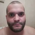 Виталик из Среднеуральска, ищу на сайте секс на одну ночь