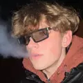 Михаил из Михайловска, мне 18, познакомлюсь для секса на одну ночь
