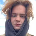 Данил из Кимр, мне 22, познакомлюсь без обязательств