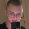 Я Александр, 25, из Екатеринбурга, ищу знакомства без обязательств