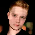 Я Антон, 21, из Заринска, ищу знакомство для постоянных отношений