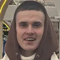 Я Илья, 19, из Москвы, ищу знакомство для приятного времяпровождения