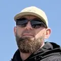 Я Arsen, 37, из Каспийска, ищу знакомство для приятного времяпровождения