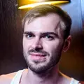 Стас Михайлов из Южно-Сахалинска, ищу на сайте секс на одну ночь