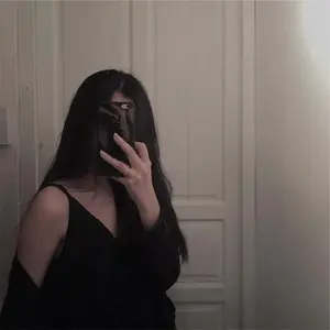 Я Ева, 27, из Хабаровска, ищу знакомство для секса на одну ночь