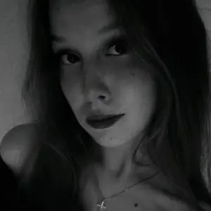 Я Валерия, 21, знакомлюсь для открытые отношения в Новосибирске