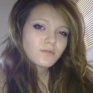 Я Татьяна, 23, из Дедовичей, ищу знакомства без обязательств