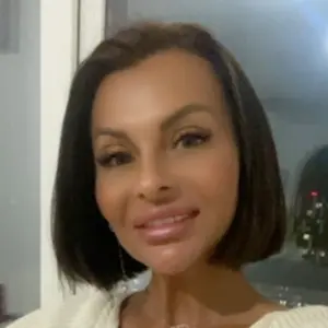 Маруся из Москвы, мне 34, познакомлюсь для приятного времяпровождения