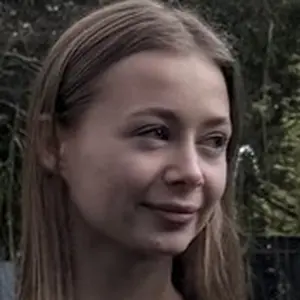 Александра из Москвы, мне 24, познакомлюсь без обязательств