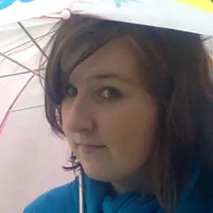 Олеся из Златоуста, ищу на сайте общение