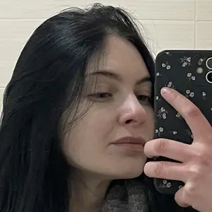 Ольга из Астрахани, ищу на сайте вирта