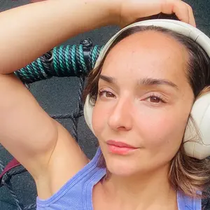 Elena из Казани, ищу на сайте приятное времяпровождение