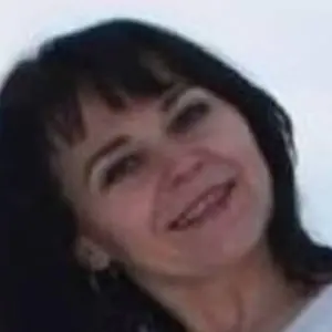 Я Алена, 40, знакомлюсь без обязательств в Томске