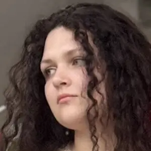 Я Света, 25, знакомлюсь для постоянных отношений в Казани