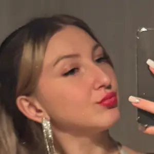 Я Анастасия, 22, из Королева, ищу знакомство для вирт