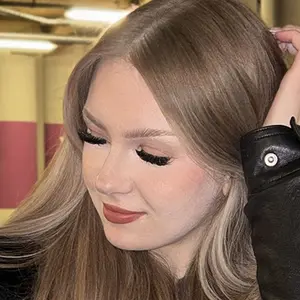 Дарья из Мытищ, мне 19, познакомлюсь без обязательств