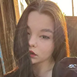 Я Ксения, 21, знакомлюсь без обязательств в Санкт-Петербурге