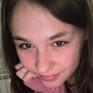 Я Алена, 25, из Екатеринбурга, ищу знакомство для вирта