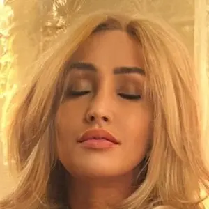 Я Helen, 39, знакомлюсь для постоянных отношений в Санкт-Петербурге