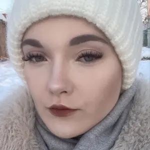 Софья из Хабаровска, мне 19, познакомлюсь для вирта