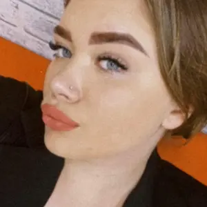 Я Ася, 22, из Санкт-Петербурга, ищу знакомства на одну ночь