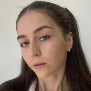 Я Ангелина, 22, из Воронежа, ищу знакомство для без обязательств