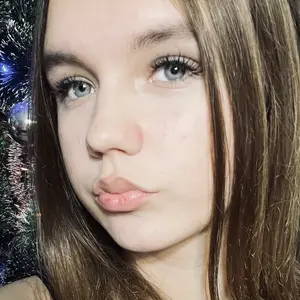 Я Александра, 18, знакомлюсь для вирта в Севастополе