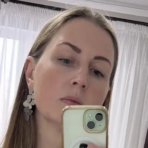 Я Ольга, 41, знакомлюсь для приятного времяпровождения в Санкт-Петербурге