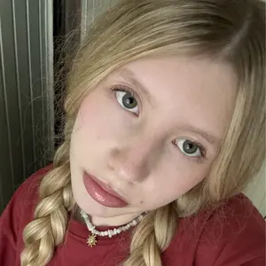 Елизавета из Симферополя, мне 25, познакомлюсь для приятного времяпровождения