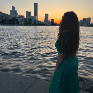 Я Настя, 20, знакомлюсь для общения в Перми