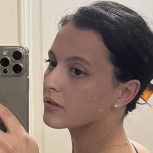 Я Regina, 26, знакомлюсь для общения в Санкт-Петербурге