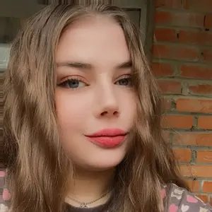 Анастасия из Санкт-Петербурга, ищу на сайте приятное времяпровождение