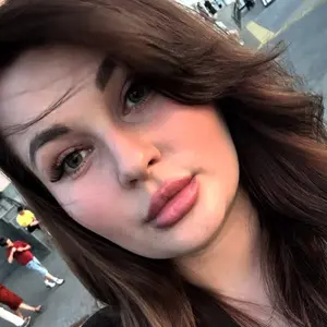 Я Кристина, 29, знакомлюсь для приятного времяпровождения в Санкт-Петербурге