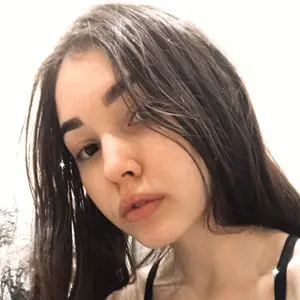 Ириша из Егорьевска, мне 21, познакомлюсь для виртуального секса