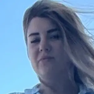 Lina из Ялты, мне 25, познакомлюсь на одну ночь