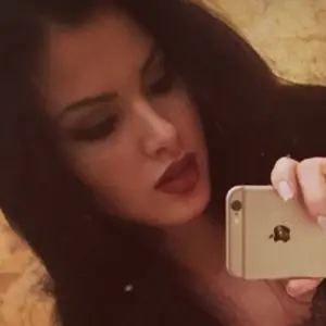 Я Диана, 26, из Омска, ищу знакомство для секса на одну ночь