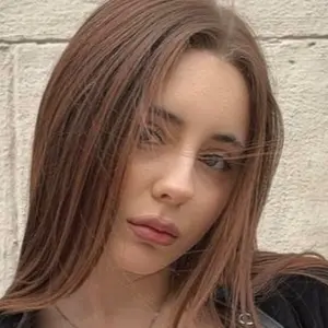 Алина из Костромы, ищу на сайте знакомства без обязательств