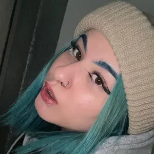 Я Яночка, 18, из Владивостока, ищу знакомство для постоянных отношений
