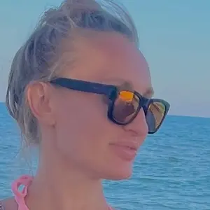 Я Lena, 33, знакомлюсь для приятного времяпровождения в Москве