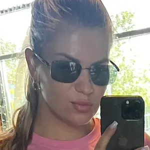 Я Аня, 30, из Красноярска, ищу знакомство для приятного времяпровождения